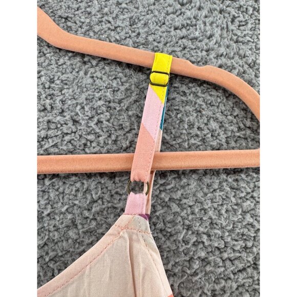 Torrid Colorful Geometric Print Tiered Tank Top Adjustable Straps Size 1 NWT - Picture 6 of 9